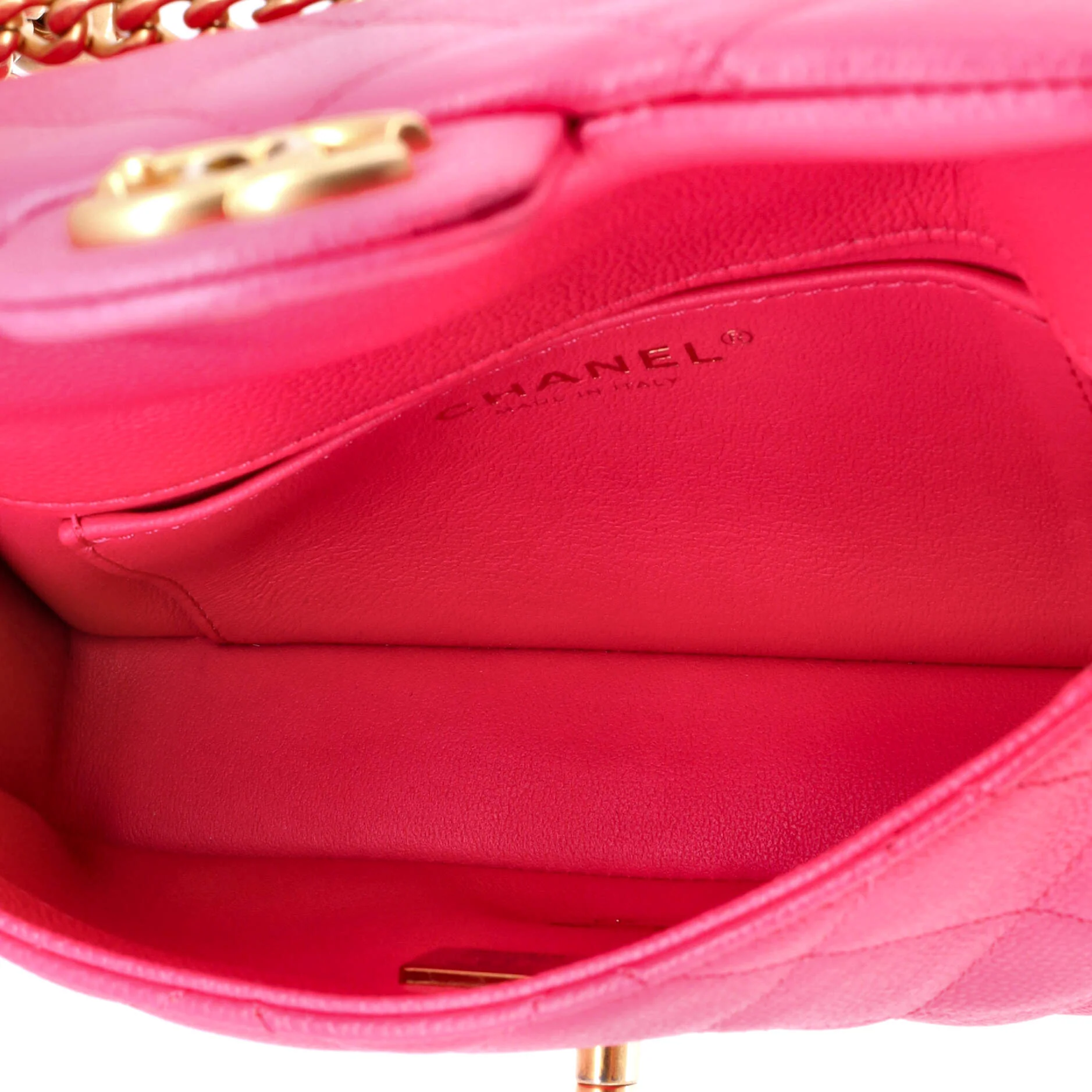 Pre-Loved Chanel Sweet Heart Chain Flap Bag Quilted Caviar Mini - Image 5