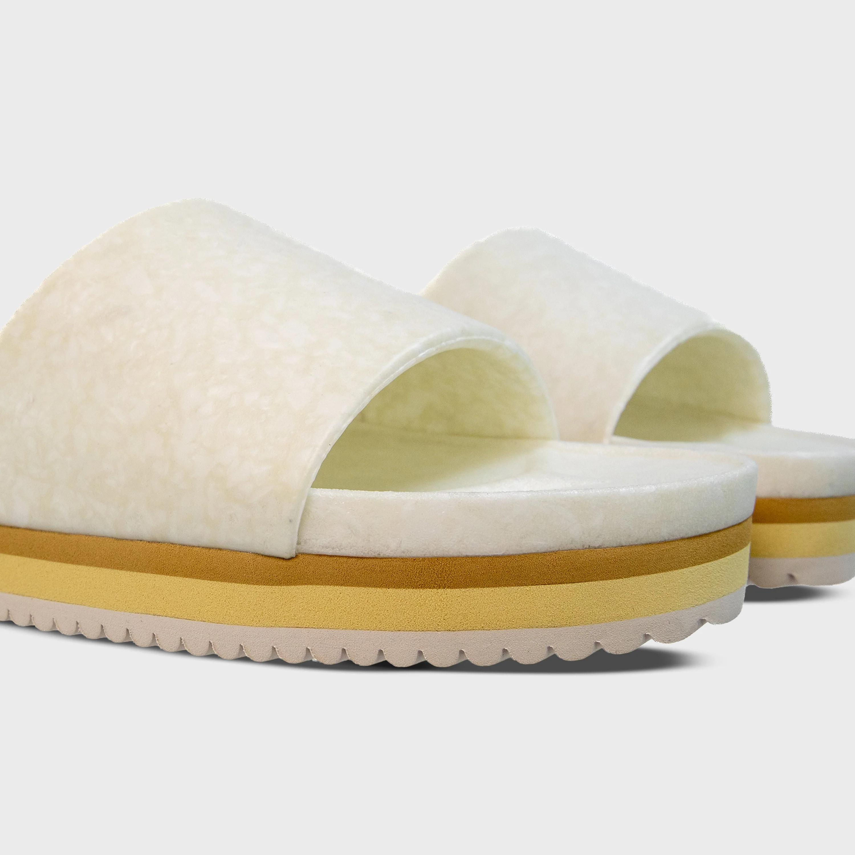Fleks Unisex East Beach Slide Platform - Chamois - Image 3