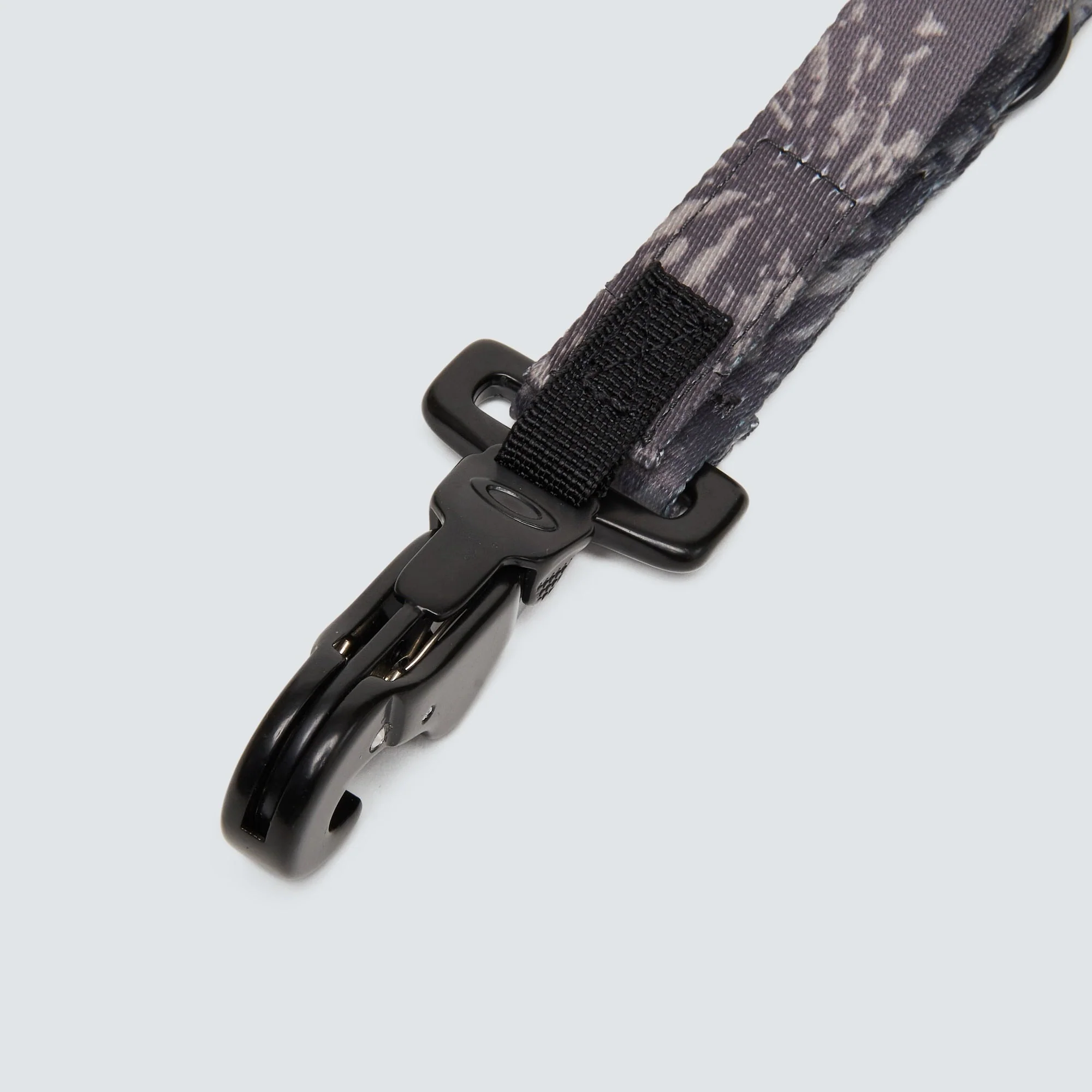 Men's Oakley Wanderlust Keychain - Grey Mountain Tie Dye Pt - Image 3