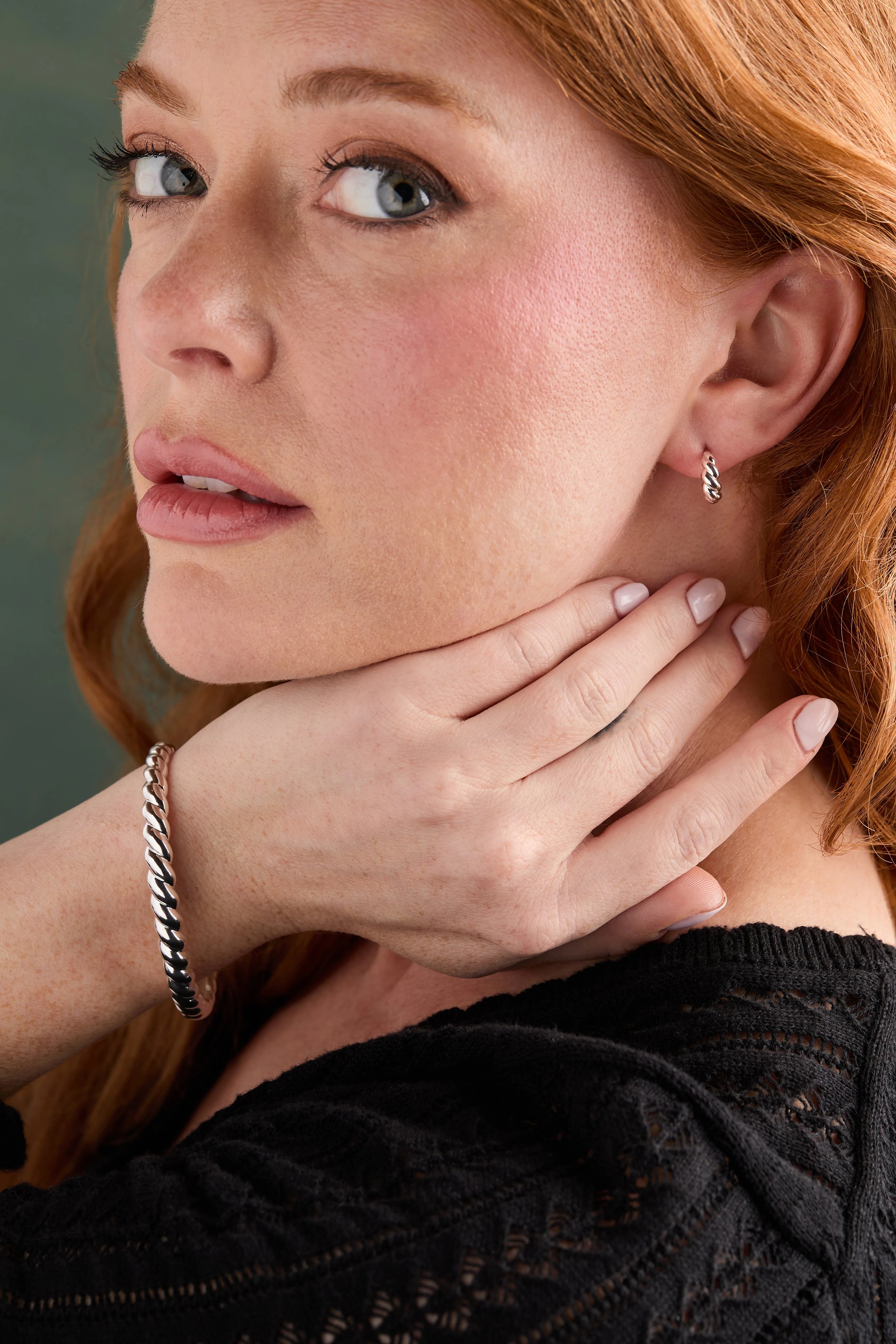 Puffy Rope Texture Cuff Bracelet - Image 4