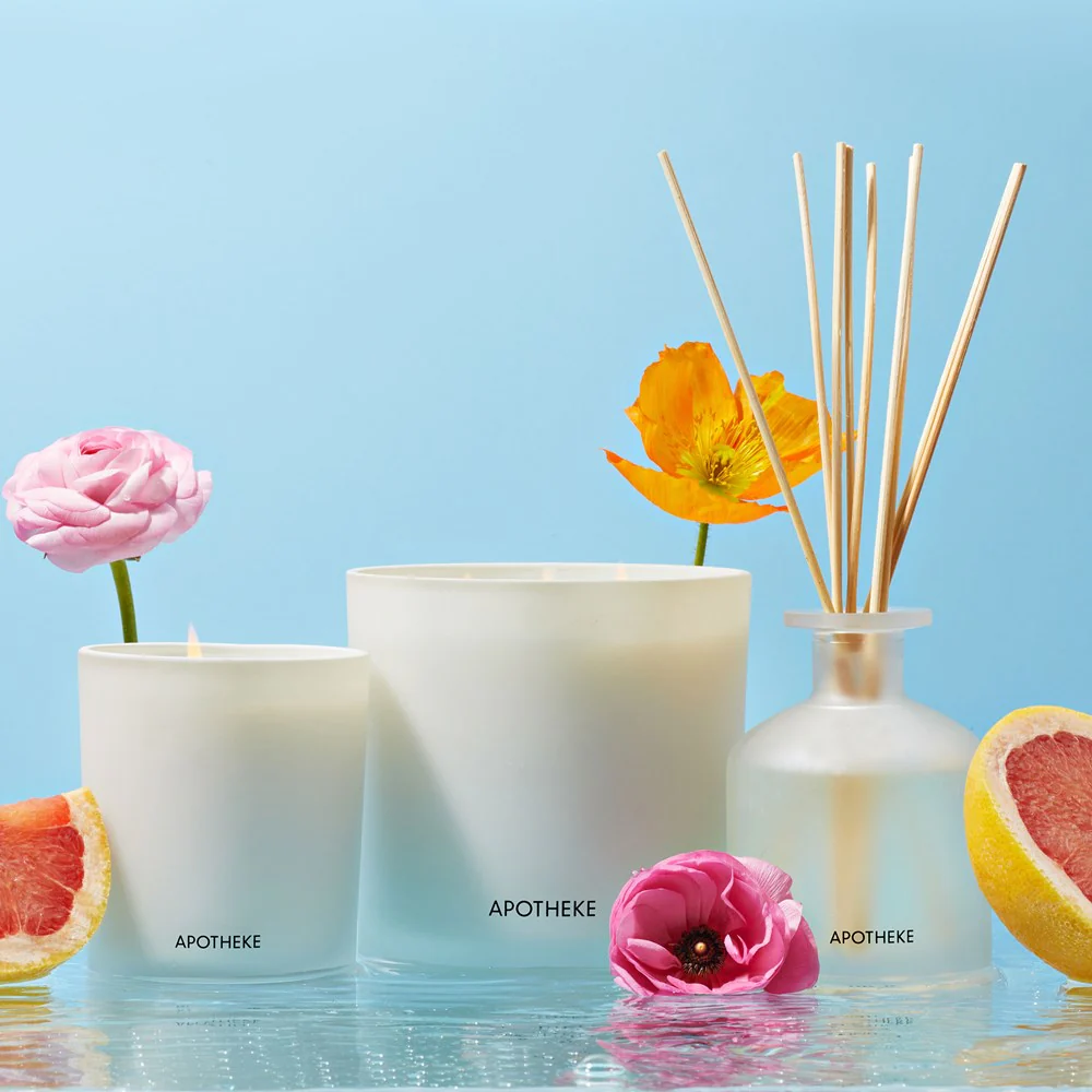APOTHEKE Sea Salt Grapefruit 3-Wick Candle - Image 3