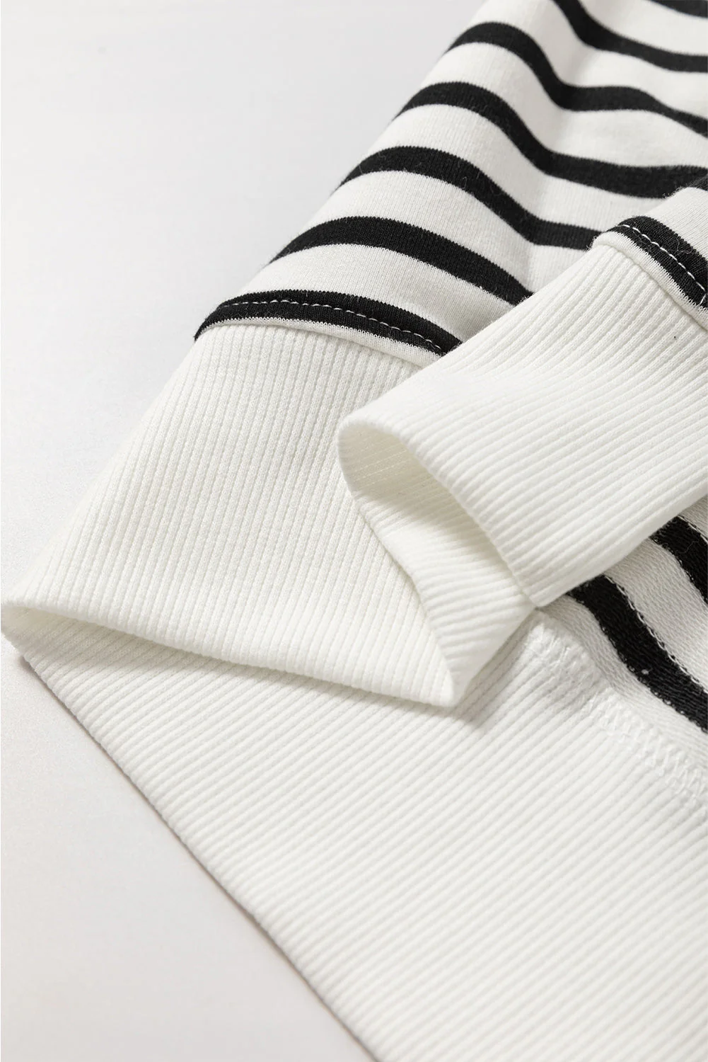 Threaded Pear Amelia Side Slits Loose Sweatshirt - Image 4