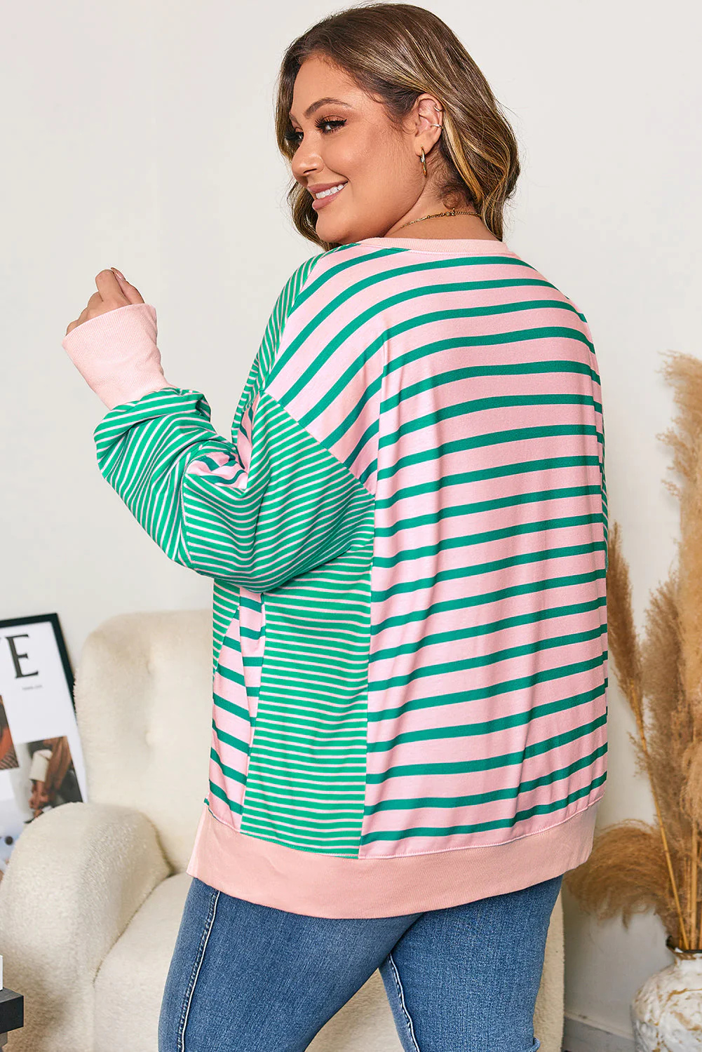 Threaded Pear Green Stripe Color Block Exposed Seam Side Slit Plus Size Sweatshirt - Image 2