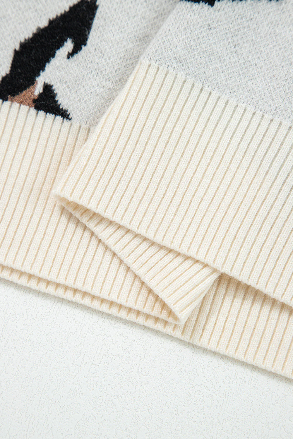 Threaded Pear Jocelyn Block Patchwork Sleeve Sweater - Image 10