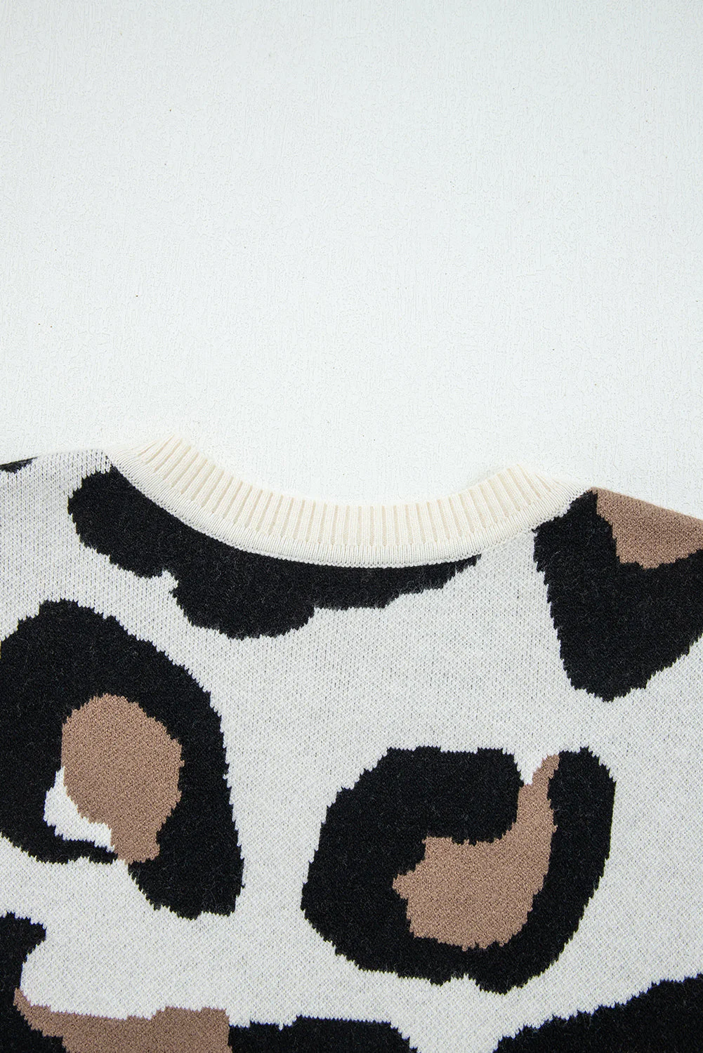 Threaded Pear Jocelyn Block Patchwork Sleeve Sweater - Image 12